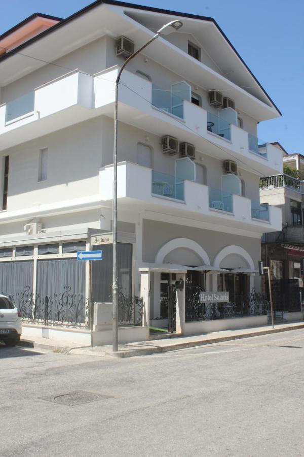 Hotel Solaris Giulianova Esterno foto